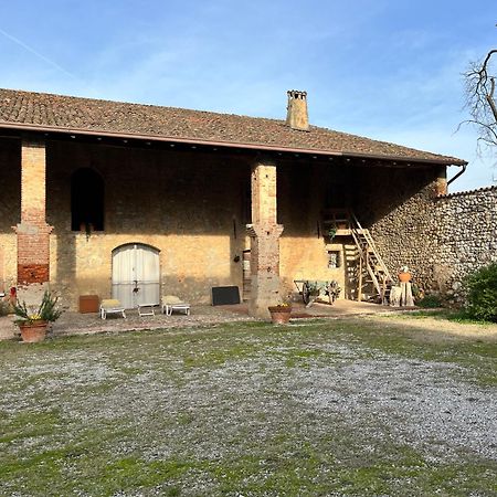 Antico Cascinale Lombardo Bed & Breakfast Lonato Dış mekan fotoğraf